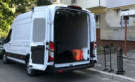 Вантажні перевезення Київ Мотор-М